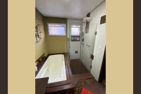 Casa à venda com 3 quartos, 750m² em Portal dos Gramados, Guarulhos