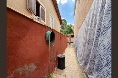 Casa à venda com 120m², 3 quartos e 2 vagas