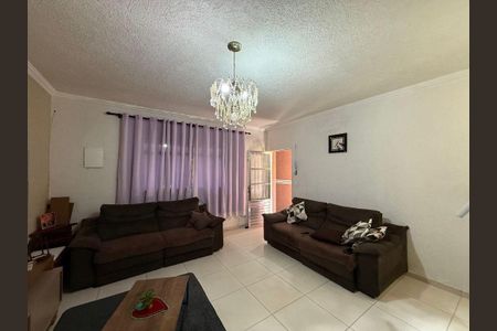 Casa à venda com 120m², 3 quartos e 2 vagas