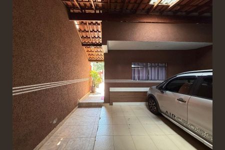 Casa à venda com 120m², 3 quartos e 2 vagas