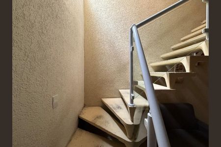 Casa à venda com 120m², 3 quartos e 2 vagas
