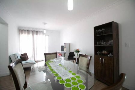 Apartamento à venda com 72m², 2 quartos e 2 vagas