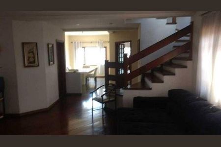 Casa à venda com 4 quartos, 252m² em Jardim Guapira, São Paulo