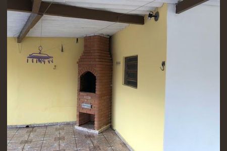 Casa à venda com 335m², 2 quartos e 1 vaga