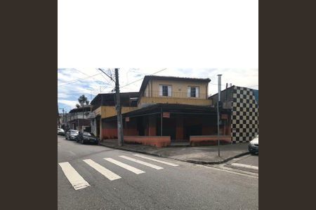 Casa à venda com 335m², 2 quartos e 1 vaga