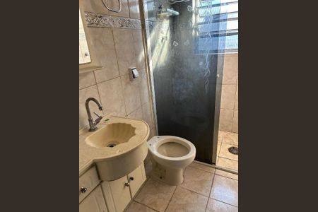 Casa à venda com 335m², 2 quartos e 1 vaga