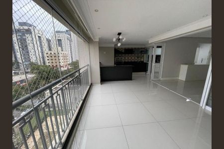 Apartamento à venda com 223m², 3 quartos e 2 vagas