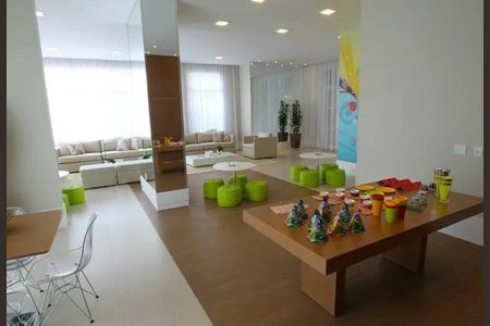 Apartamento à venda com 223m², 3 quartos e 2 vagas