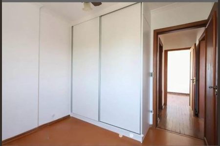 Apartamento à venda com 72m², 2 quartos e 1 vaga
