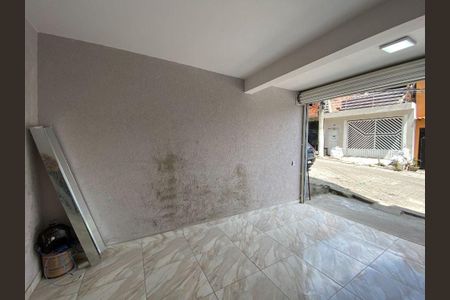 Casa à venda com 150m², 4 quartos e sem vaga Casa à venda com 150m², 4 quartos e sem vagaSalao