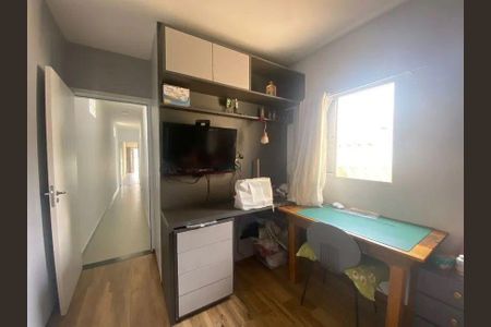 Casa à venda com 3 quartos, 105m² em Jardim das Laranjeiras, São Paulo