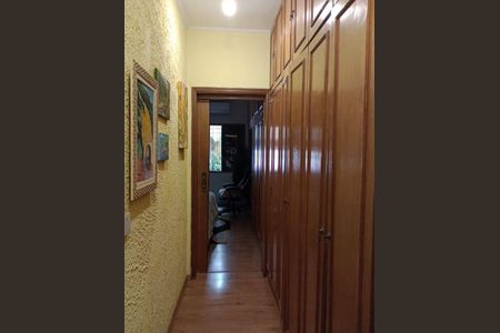 Casa à venda com 3 quartos, 246m² em Vila Rosalia, Guarulhos