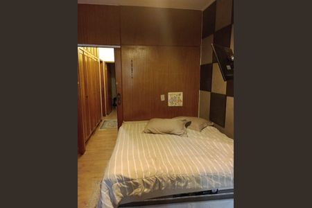 Casa à venda com 3 quartos, 246m² em Vila Rosalia, Guarulhos