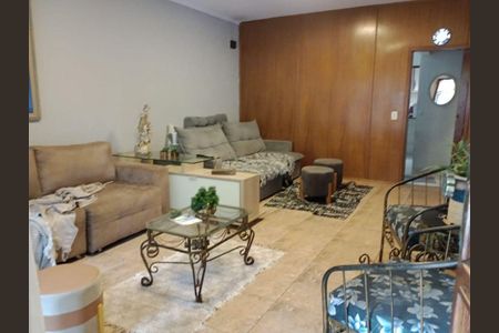 Casa à venda com 3 quartos, 246m² em Vila Rosalia, Guarulhos
