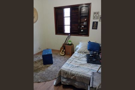 Casa à venda com 3 quartos, 246m² em Vila Rosalia, Guarulhos