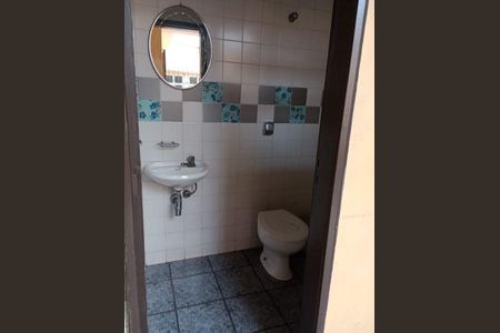Casa à venda com 3 quartos, 246m² em Vila Rosalia, Guarulhos