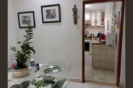 Casa à venda com 3 quartos, 246m² em Vila Rosalia, Guarulhos