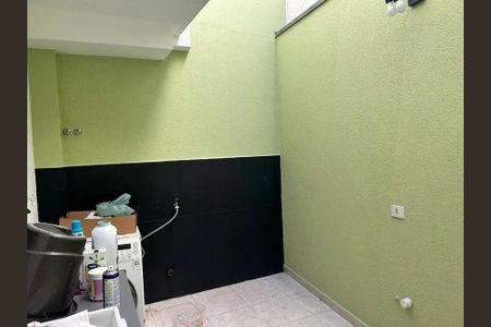 Casa à venda com 3 quartos, 80m² em Vila Rosa, São Paulo