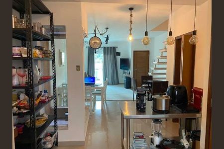 Casa à venda com 3 quartos, 80m² em Vila Rosa, São Paulo
