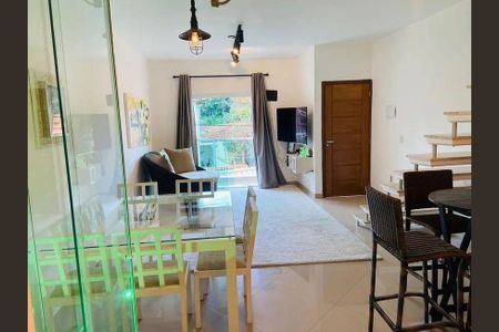 Casa à venda com 3 quartos, 80m² em Vila Rosa, São Paulo