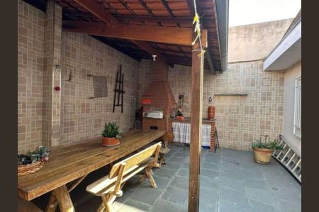 Casa à venda com 250m², 3 quartos e 3 vagas