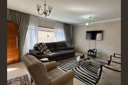 Casa à venda com 250m², 3 quartos e 3 vagas