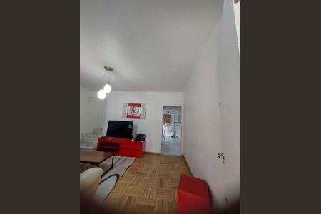 Casa à venda com 155m², 2 quartos e 1 vaga