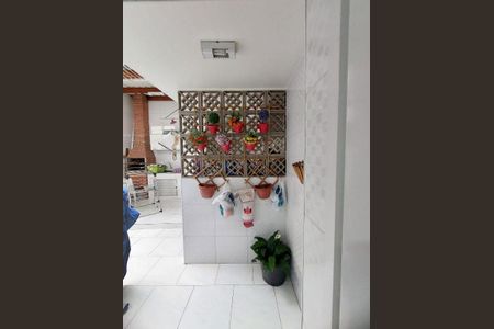 Casa à venda com 155m², 2 quartos e 1 vaga