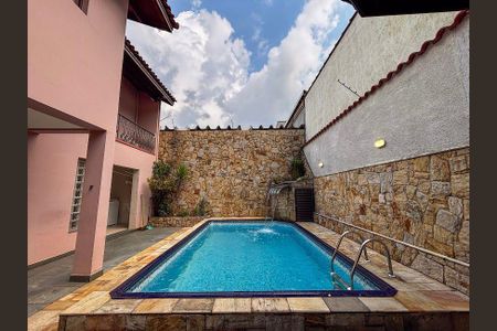 Casa à venda com 350m², 3 quartos e 5 vagas