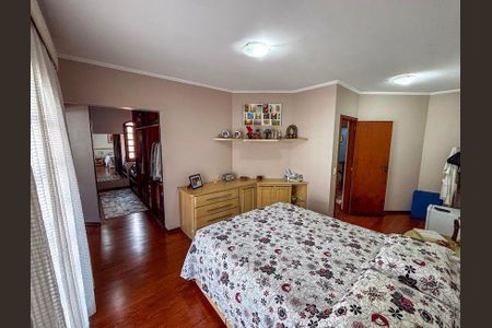 Casa à venda com 350m², 3 quartos e 5 vagas