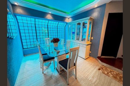 Casa à venda com 3 quartos, 350m² em Vila Galvão, Guarulhos