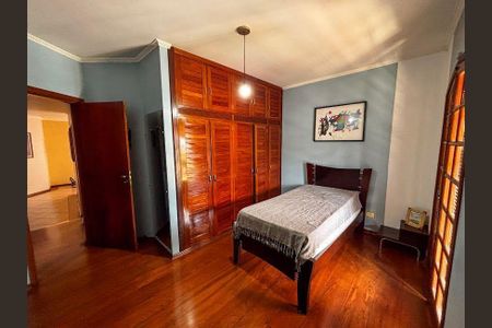 Casa à venda com 350m², 3 quartos e 5 vagas