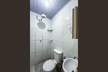 Banheiro de casa de condomínio para alugar com 1 quarto, 23m² em Mooca, São Paulo