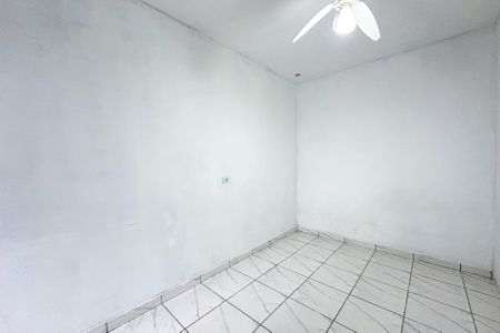Casa de condomínio para alugar com 23m², 1 quarto e 1 vaga Casa de condomínio para alugar com 23m², 1 quarto e 1 vagaKitnet