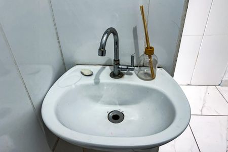 Banheiro de casa de condomínio para alugar com 1 quarto, 23m² em Mooca, São Paulo