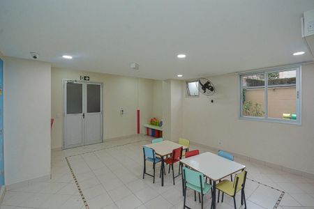 Apartamento à venda com 48m², 2 quartos e 1 vaga Apartamento à venda com 48m², 2 quartos e 1 vagaBrinquedoteca