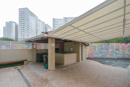 Apartamento à venda com 48m², 2 quartos e 1 vaga Apartamento à venda com 48m², 2 quartos e 1 vagaÁrea comum - Churrasqueira