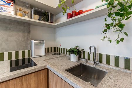 Studio para alugar com 42m², 1 quarto e sem vaga Studio para alugar com 42m², 1 quarto e sem vagaCozinha