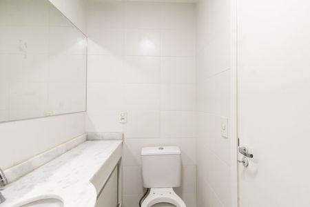 Apartamento para alugar com 65m², 2 quartos e 1 vaga Apartamento para alugar com 65m², 2 quartos e 1 vagaBanheiro