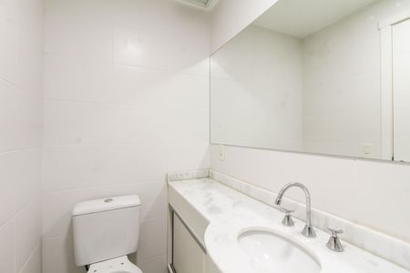 Apartamento para alugar com 65m², 2 quartos e 1 vaga Apartamento para alugar com 65m², 2 quartos e 1 vagaBanheiro da Suíte