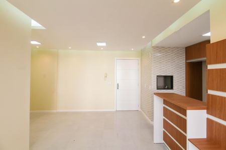 Apartamento para alugar com 65m², 2 quartos e 1 vaga Apartamento para alugar com 65m², 2 quartos e 1 vagaSala