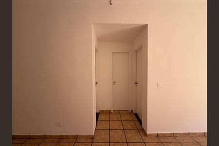 Sala - Corredor  de apartamento para alugar com 2 quartos, 74m² em Taquara, Rio de Janeiro