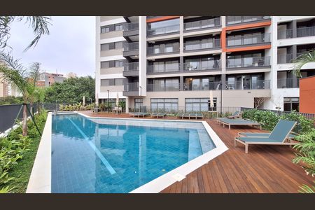 Apartamento à venda com 32m², 1 quarto e sem vaga Apartamento à venda com 32m², 1 quarto e sem vagaÁrea comum - Piscina