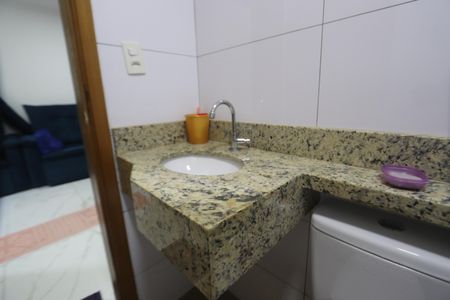 Apartamento à venda com 50m², 2 quartos e sem vagaBanheiro