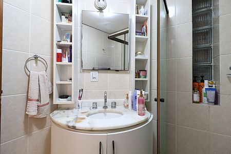 Apartamento à venda com 48m², 1 quarto e 1 vagaBanheiro 