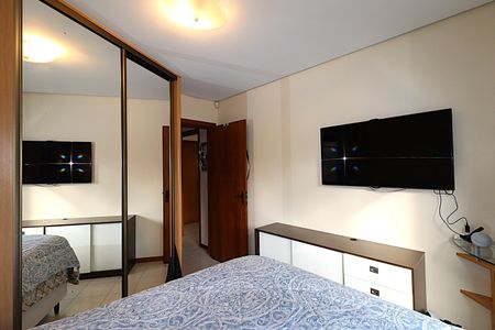 Apartamento à venda com 48m², 1 quarto e 1 vagaQuarto