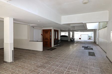 Apartamento à venda com 48m², 1 quarto e 1 vagaEntrada do Prédio