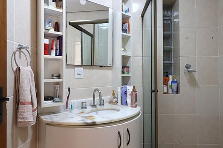 Apartamento à venda com 48m², 1 quarto e 1 vagaBanheiro 