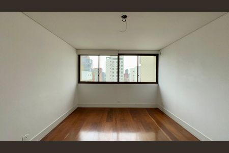 Apartamento à venda com 265m², 4 quartos e 3 vagas Apartamento à venda com 265m², 4 quartos e 3 vagasSala de Jantar