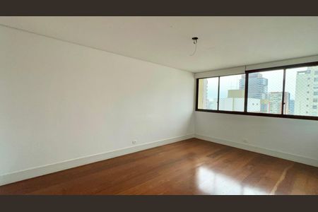 Apartamento à venda com 265m², 4 quartos e 3 vagas Apartamento à venda com 265m², 4 quartos e 3 vagasSala de Jantar